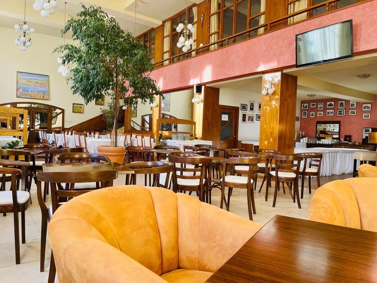 马捷豪华大酒店 Banská Štiavnica 外观 照片