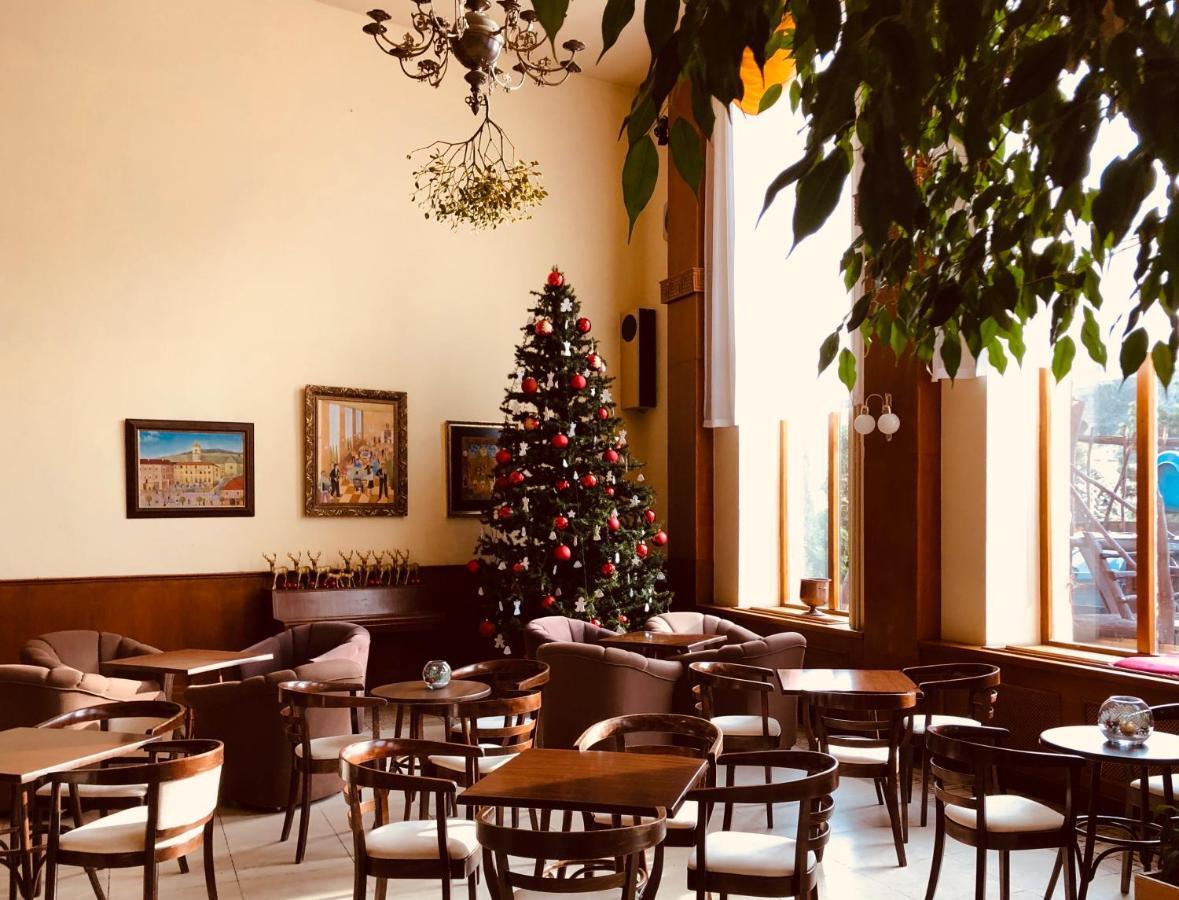 马捷豪华大酒店 Banská Štiavnica 外观 照片