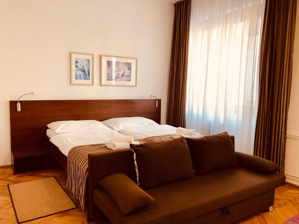 马捷豪华大酒店 Banská Štiavnica 外观 照片